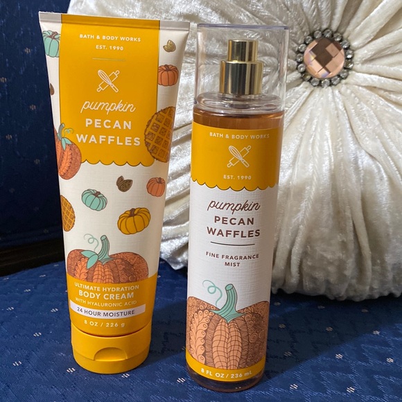 Bath & Body Works Other - BATH & BODY WORKS SET. . . PUMPKIN PECAN WAFFLES SCENT